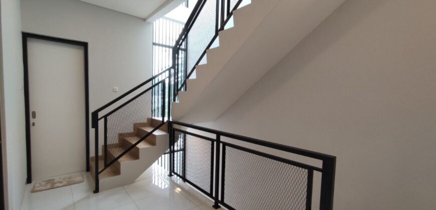 Candella Residence